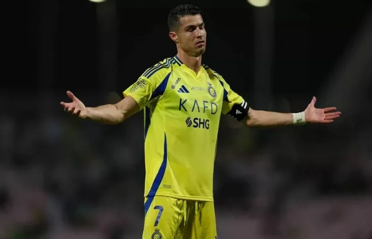 Benarkah Cristiano Ronaldo Terancam Hukuman Cambuk 99 Kali akibat Peluk Wanita Disabilitas pada Iran?