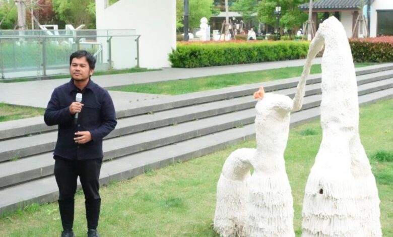 Seniman Tanah Air pamerkan karya patung dari jamur di dalam Shanghai
