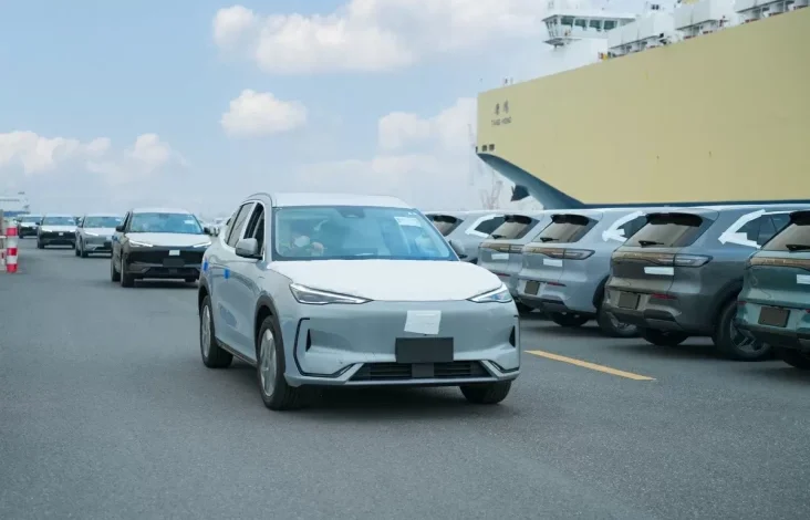 Mobil Listrik Punya Layar Canggih, ADAS, lalu Kursi Pijat yang tersebut dimaksud Bikin Pemudik Lupa Capek