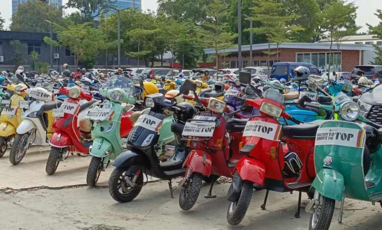 Budaya saling klakson pengguna vespa yang mana mana mulai terkikis zaman